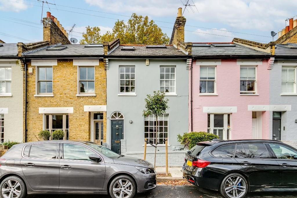 Charles Street, Barnes, SW13 3 bed terraced house £1,175,000