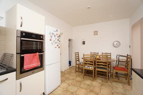63 Bole Hill Lane, Sheffield, S10 1SA