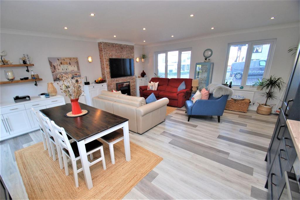Harbour View, South Shields 2 bed apartment for sale £234,950