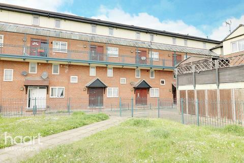 42 Tiptree Crescent, Ilford, IG5 0SZ