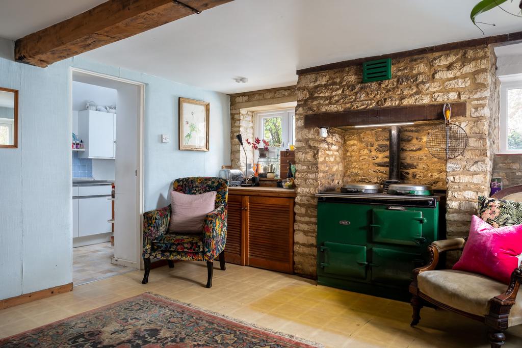 Swyre Farm Cottages, Aldsworth, GL54 3 RE, for sale with Sharvell Property, The Cotswold Estate Agency.