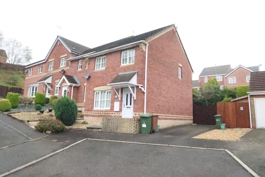 St. Madoc Close, Libanus Fields, Pontllanfraith, Blackwood 3 bed