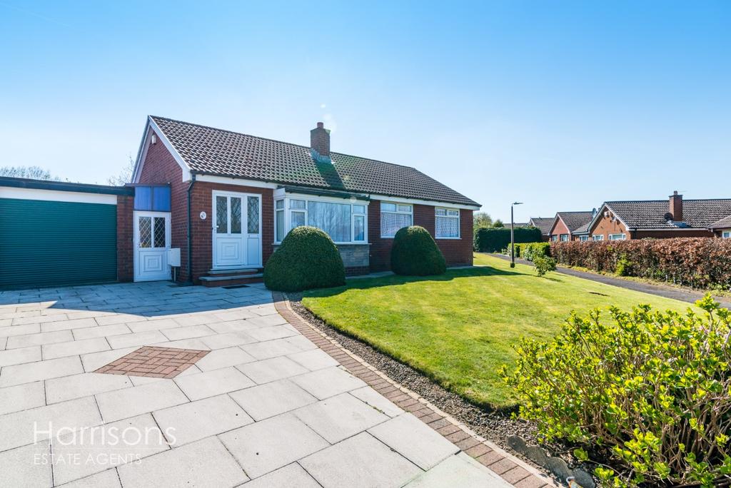 Armadale Road, Bolton, Lancashire, BL3 3 bed detached bungalow £225,000