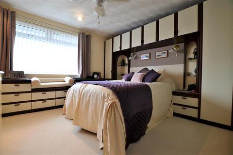 15 Bearbridge Road, Bristol, BS13 8SE
