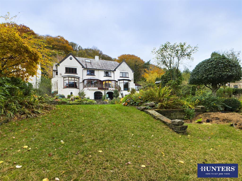 Halton, Lancaster, LA2 6LP 5 bed semidetached house £450,000