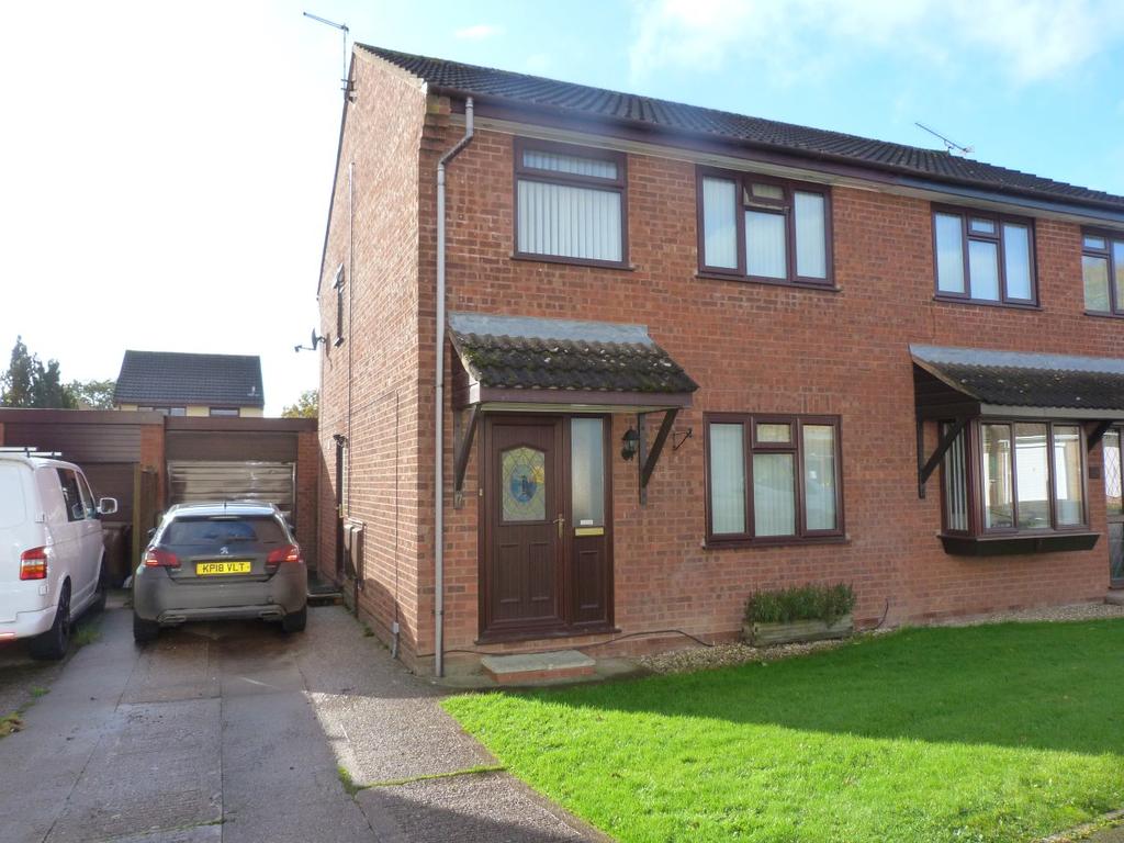 Chestnut Drive, Willand 3 bed semidetached house £975 pcm (£225 pw)