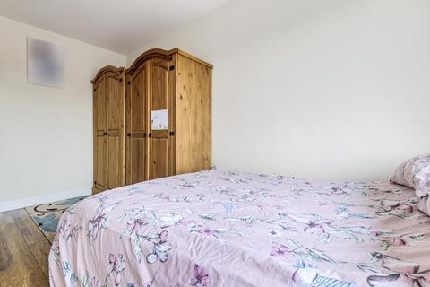 132a Grange Drive, Swindon, SN3 4LA
