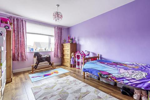 132a Grange Drive, Swindon, SN3 4LA