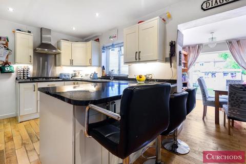 16 Ashurst Drive, Shepperton, TW17 0JL