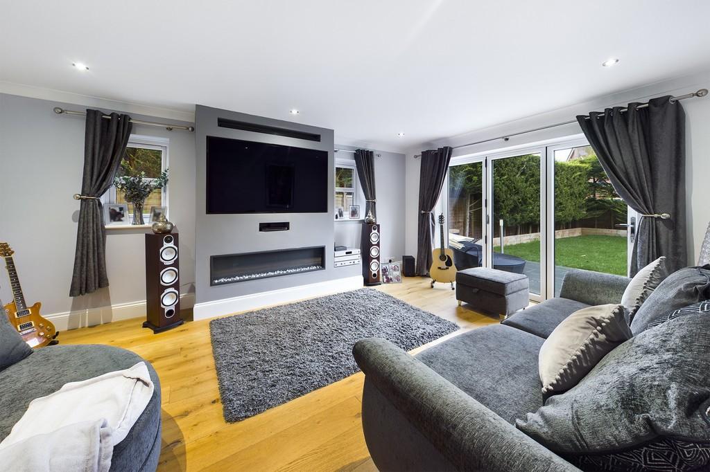 Arlington Way, Thetford 5 bed detached house £525,000