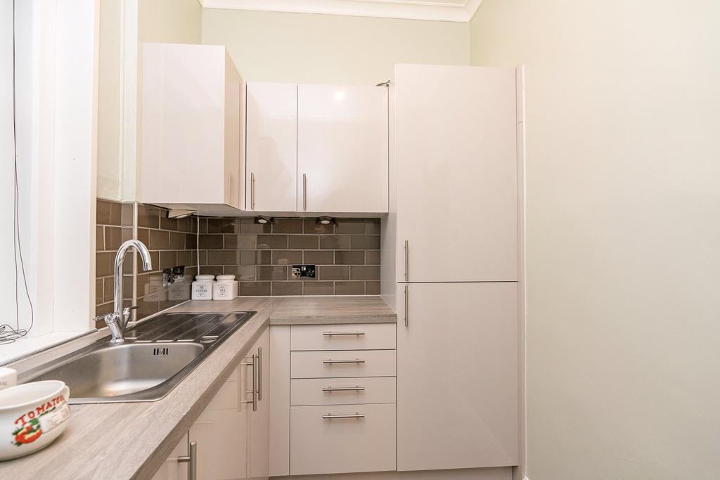 Kitchen Alt