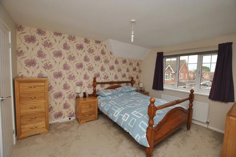 15 Leeses Close, Telford, TF5 0NN