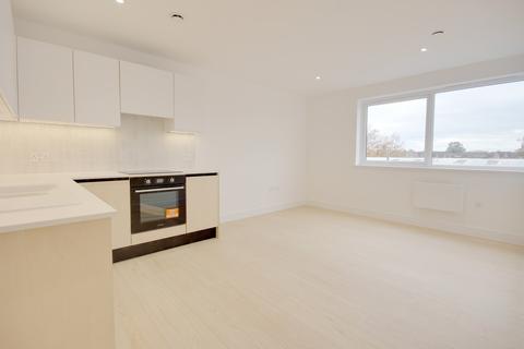 2 bedroom apartment to rent - Toutley Road , Wokingham