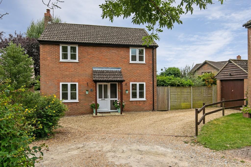 Lark Hill Rise, Badger Farm, Winchester, SO22 3 bed detached house £