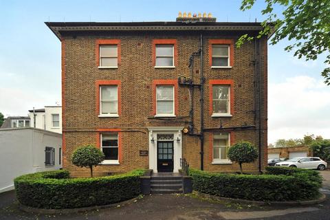 3 bedroom flat for sale, Ladywell Court, East Heath Road, Hampstead, London