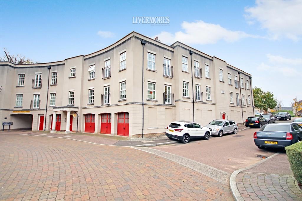 Capability Way, Ingress Park, Greenhithe, Kent 1 bed flat £950 pcm (£