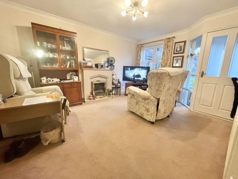 MEADOW VIEW, CLEETHORPES 3 bed terraced bungalow £115,000