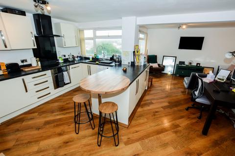 1 bedroom apartment to rent, 251-255 Kingsway, Hove BN3