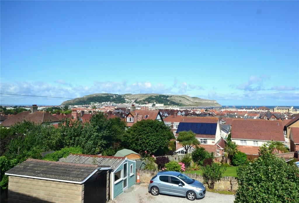 Nant Y Gamar Road, Llandudno, Conwy, LL30 3 bed semidetached house £220,000