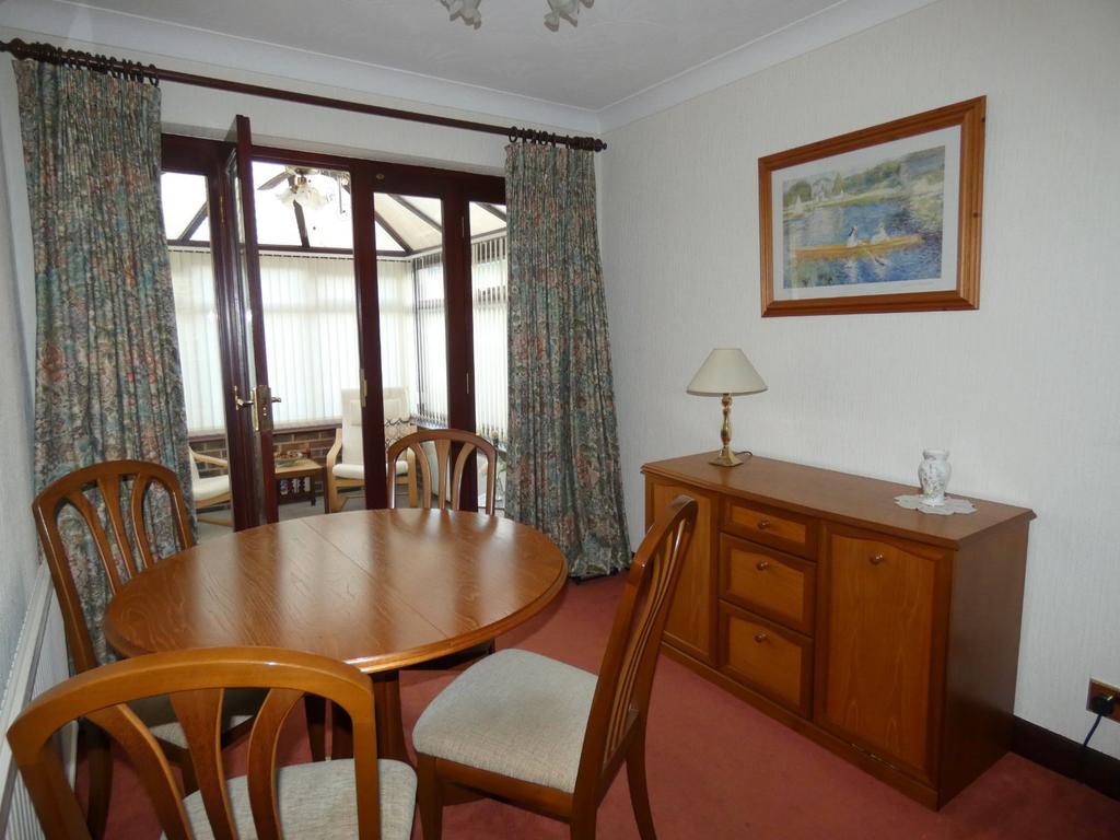 Knowler Close, Liversedge, WF15 3 bed detached house £225,000