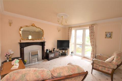 17 Barnard Close, Leeds, LS15 8UY