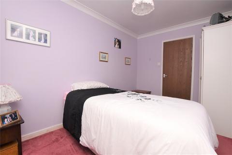 17 Barnard Close, Leeds, LS15 8UY