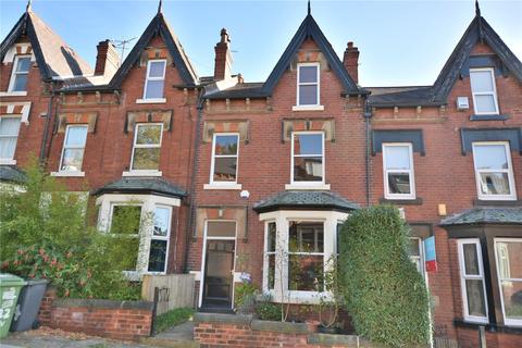 22 Roundhay View, Leeds, LS8 4DX