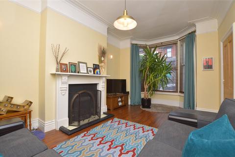 22 Roundhay View, Leeds, LS8 4DX