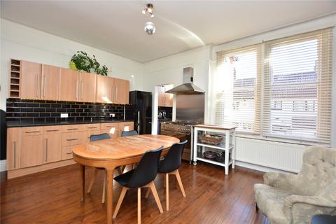 22 Roundhay View, Leeds, LS8 4DX