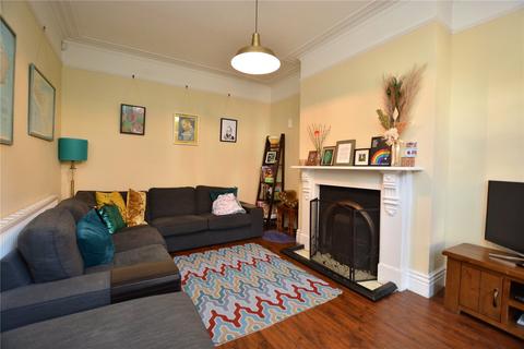 22 Roundhay View, Leeds, LS8 4DX