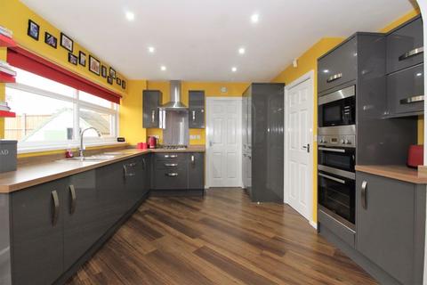 53 Bodmin Rise, Walsall, WS5 3HY