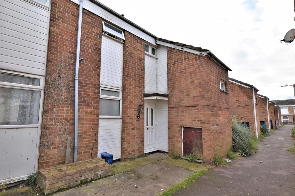 Eagle Way, Shoeburyness, Essex, SS3 3 bed terraced house £230,000