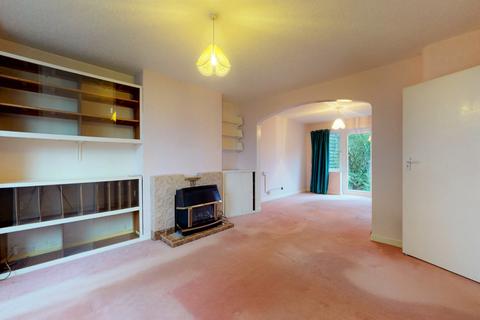 41 Wroxham Gardens, Potters Bar, EN6 3DJ