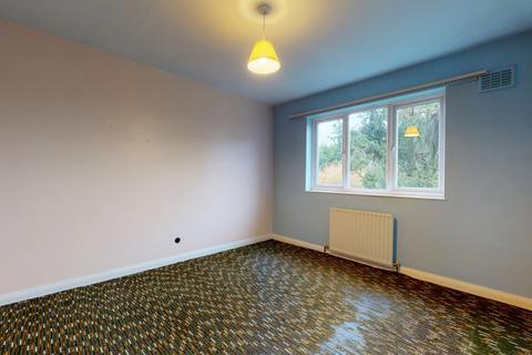 41 Wroxham Gardens, Potters Bar, EN6 3DJ