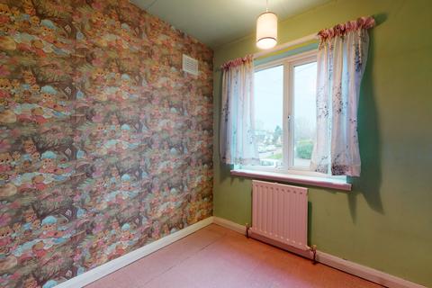 41 Wroxham Gardens, Potters Bar, EN6 3DJ