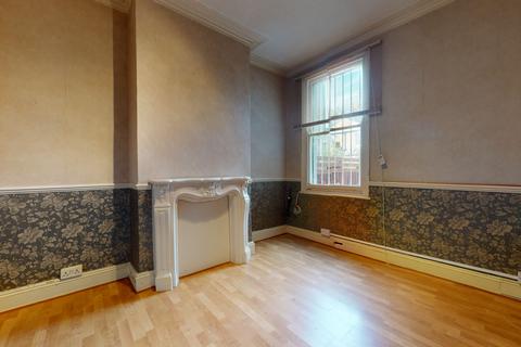 75 Wellington Row, London, E2 7BB