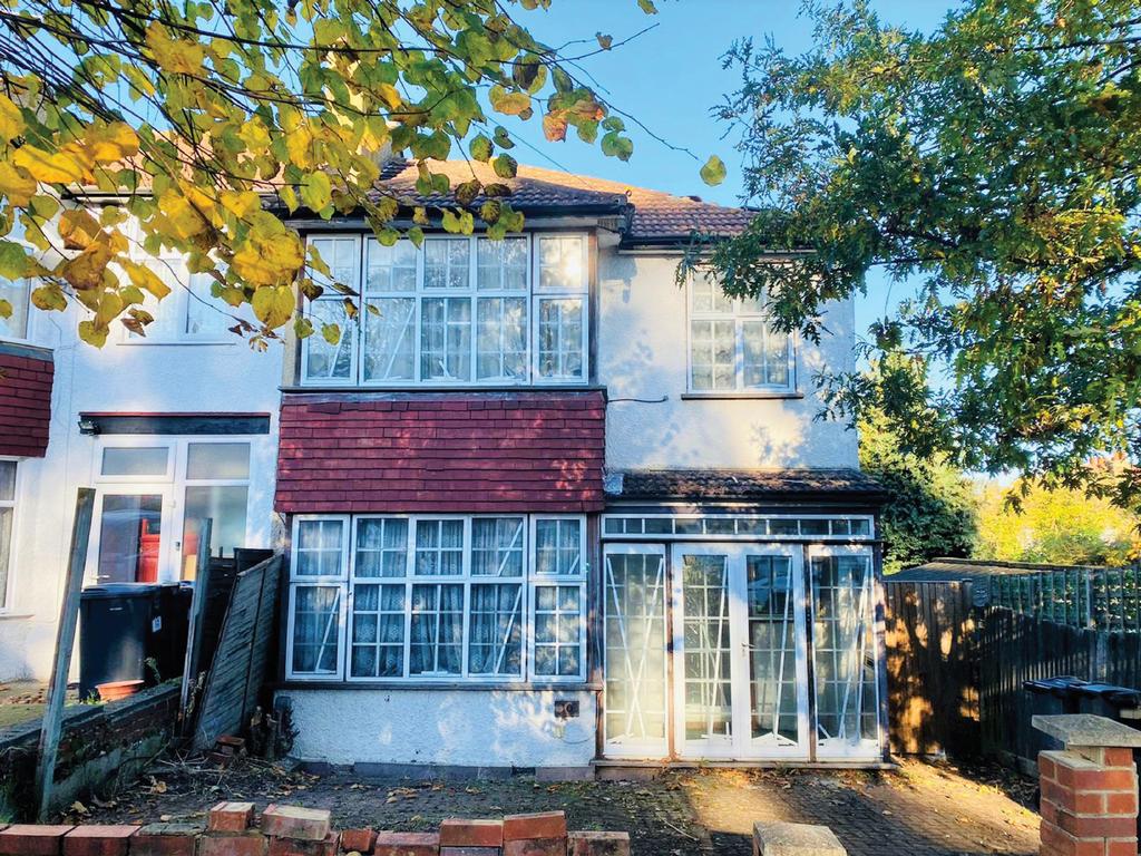 10 Ena Road, Norbury 3 bed terraced house £275,000