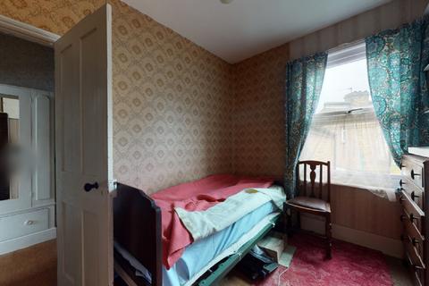 3 Braemar Road, Brentford, TW8 0NR