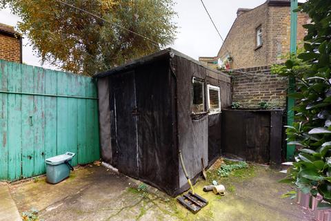 3 Braemar Road, Brentford, TW8 0NR