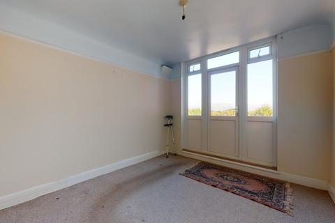 21 Ferndown, Northwood, HA6 1PQ