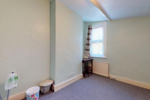 26 Stanley Grove, Croydon, CR0 3QU