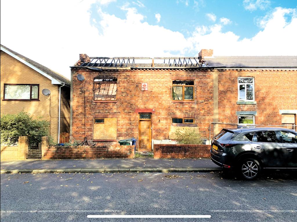 372 Ormskirk Road, Skelmersdale... 3 bed semidetached house £60,000