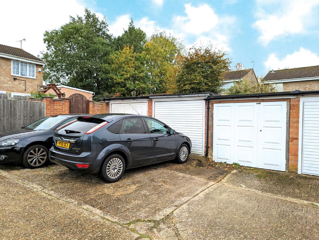 Garage at Elstree Road, Hemel Hempstead, Hertfordshire Land £5,000