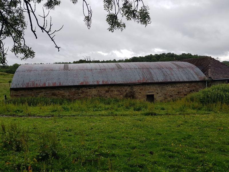 Lot 4 - Stables