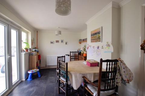 7 Cross Park, Buckland Monachorum, Yelverton, PL20 7NJ