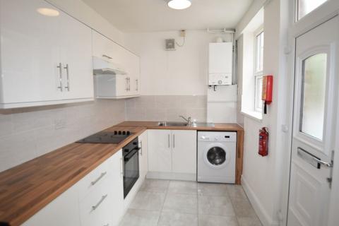 5 bedroom house share to rent, 18 Denham Road, Ecclesall
