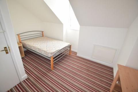 5 bedroom terraced house to rent, 28 Denham Road, Ecclesall
