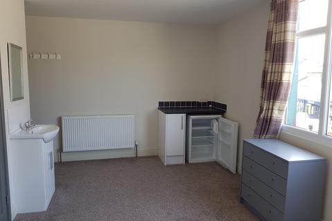 1 bedroom in a house share to rent, Room 7