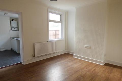 66 Springhead Road, Northfleet, Gravesend, DA11 9QY