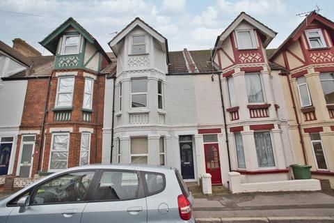 84 Linden Crescent, Folkestone, CT19 5SD